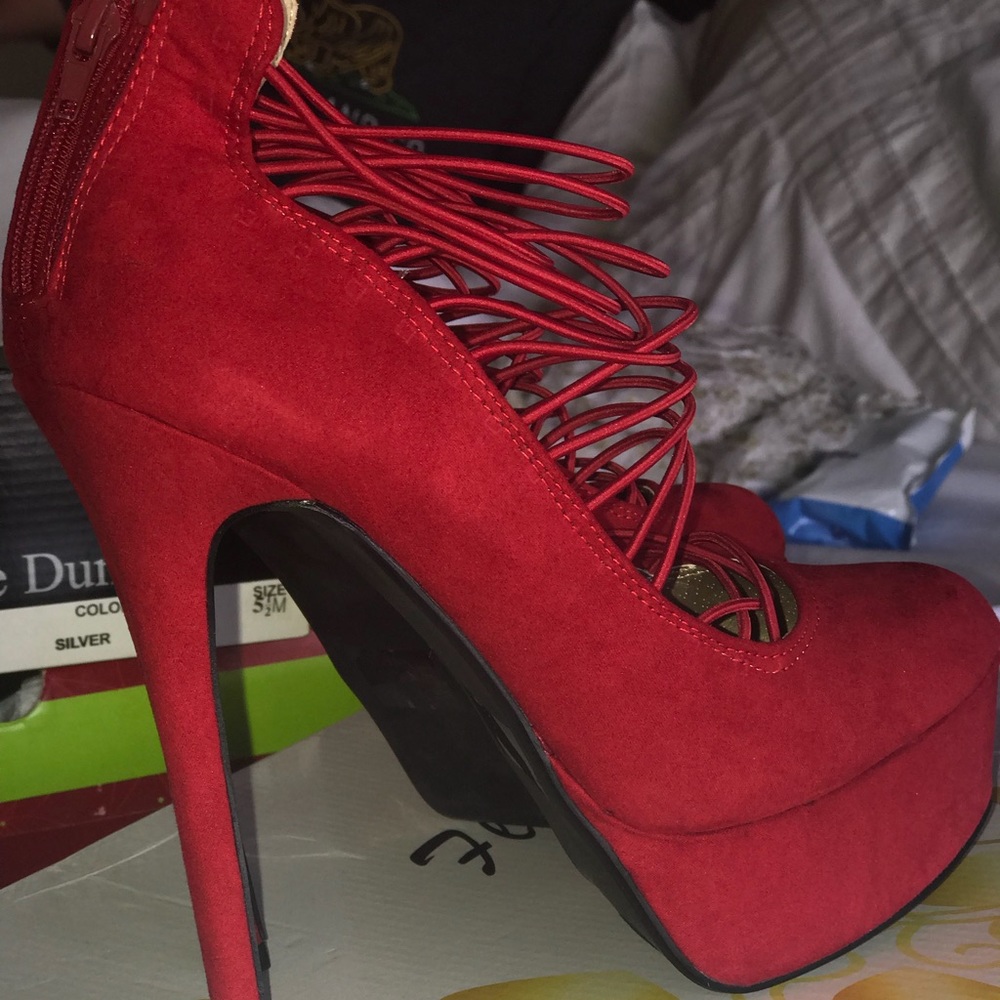 Brand new heels in box never worn
